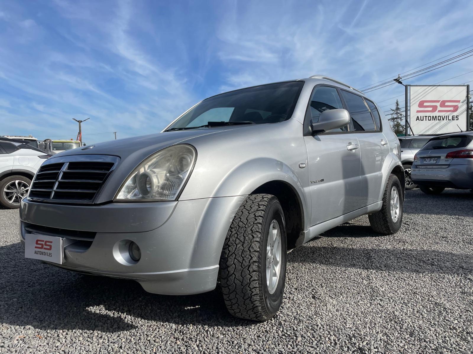 SSANGYONG REXTON 2.7 HDI 4X4 AT 2012 Ssangyong Rexton - FULL MOTOR