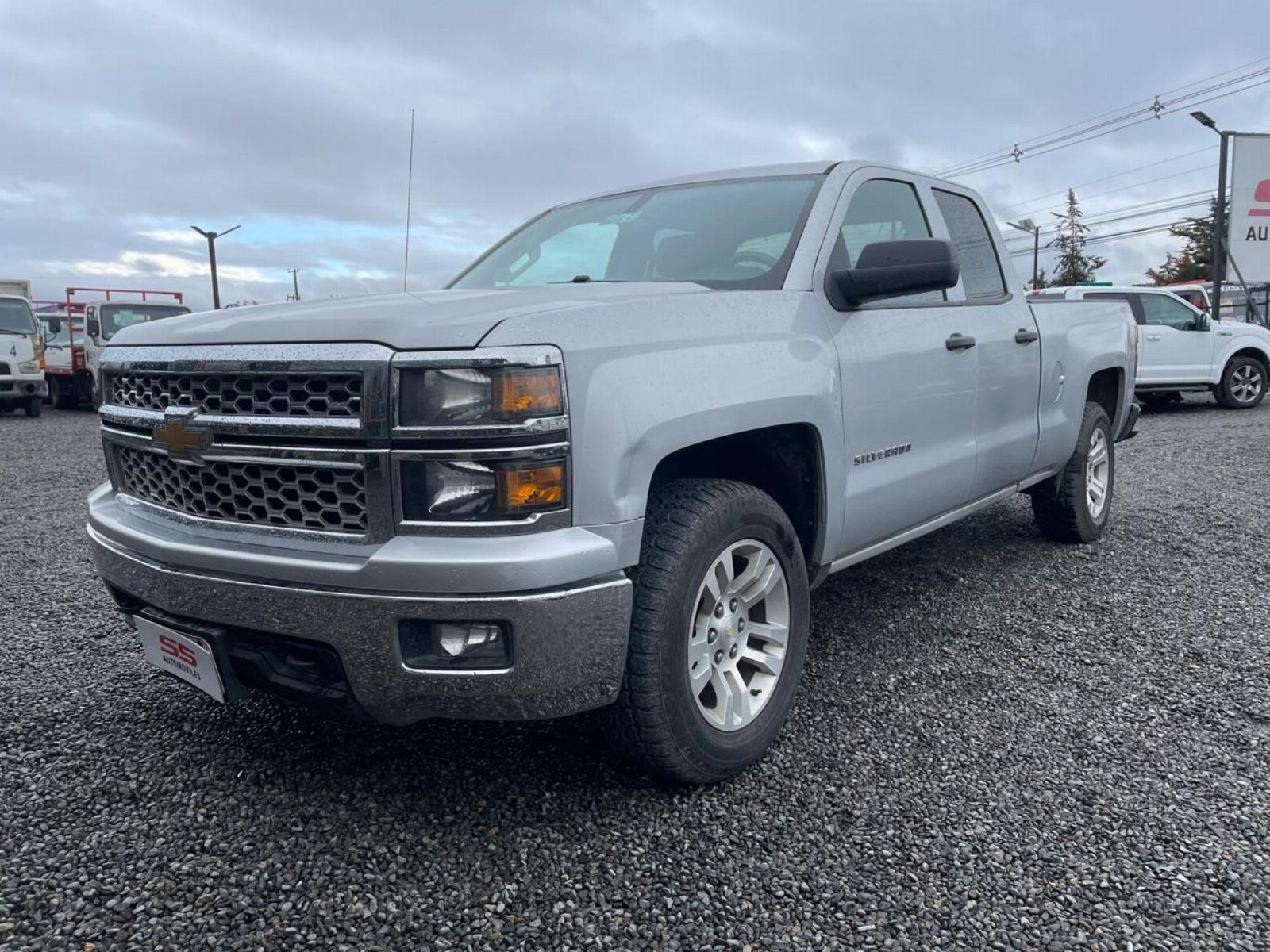 CHEVROLET SILVERADO LT AWD 5.3 AT 2014 Chevrolet silverado - 