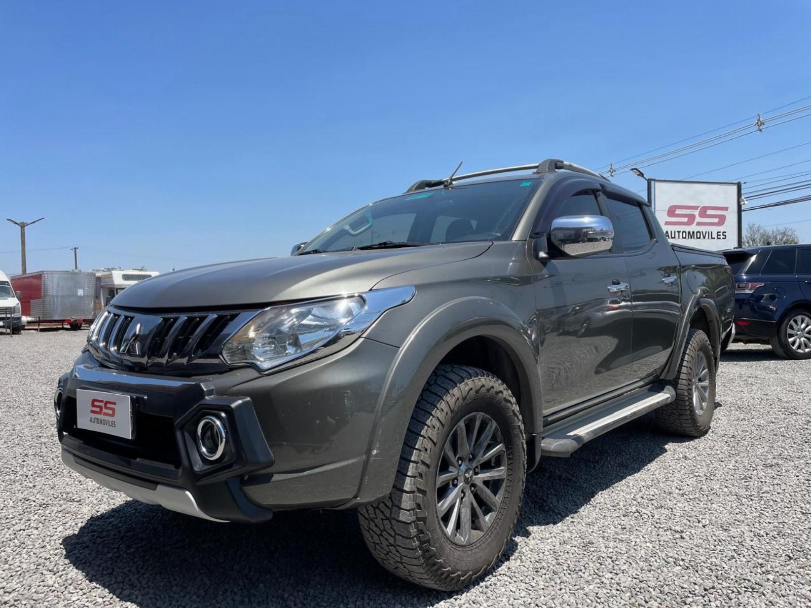 MITSUBISHI L200 Dakar 2.4 4X4 AT 2017 MItsubishi L200 - FULL MOTOR