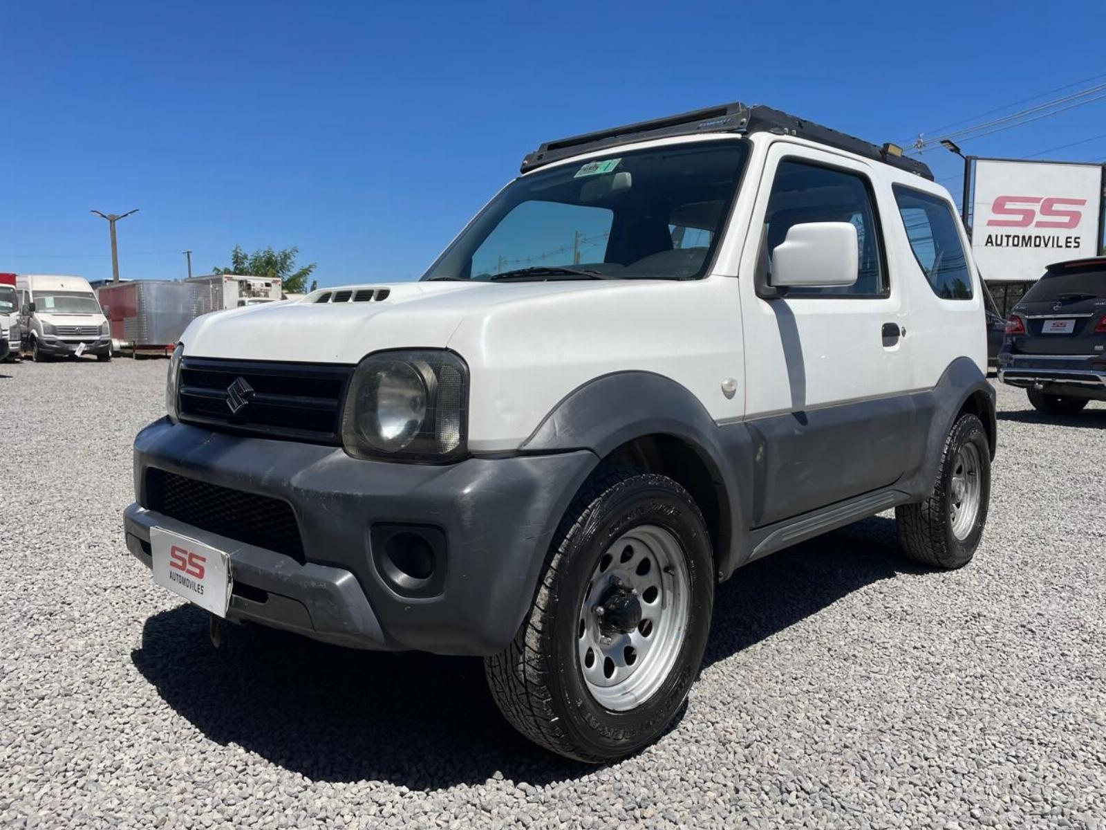 SUZUKI JIMNY JX 1.3 AC 2013 Suzuki Jimny - FULL MOTOR