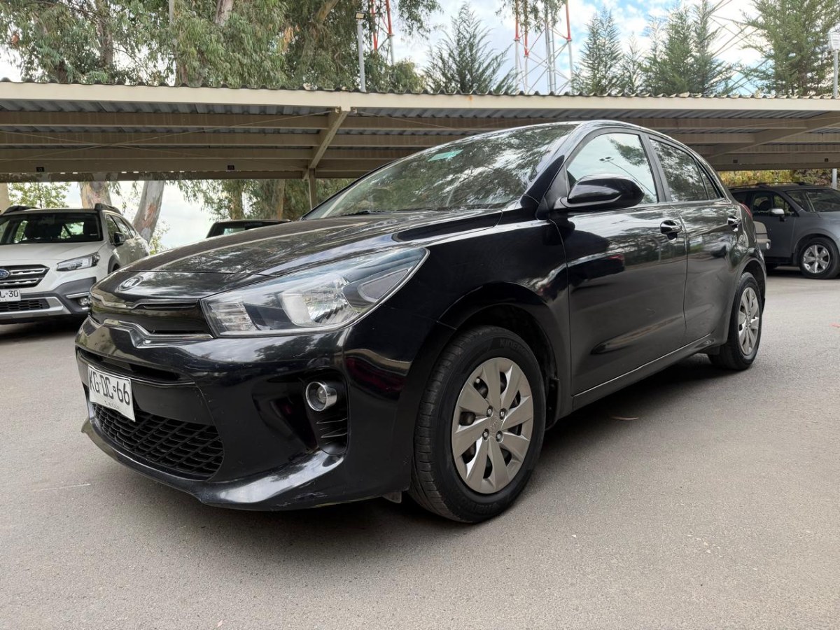 KIA RÍO 5 EX 1.4 MT6 2018 Kia Rio 5 - FULL MOTOR