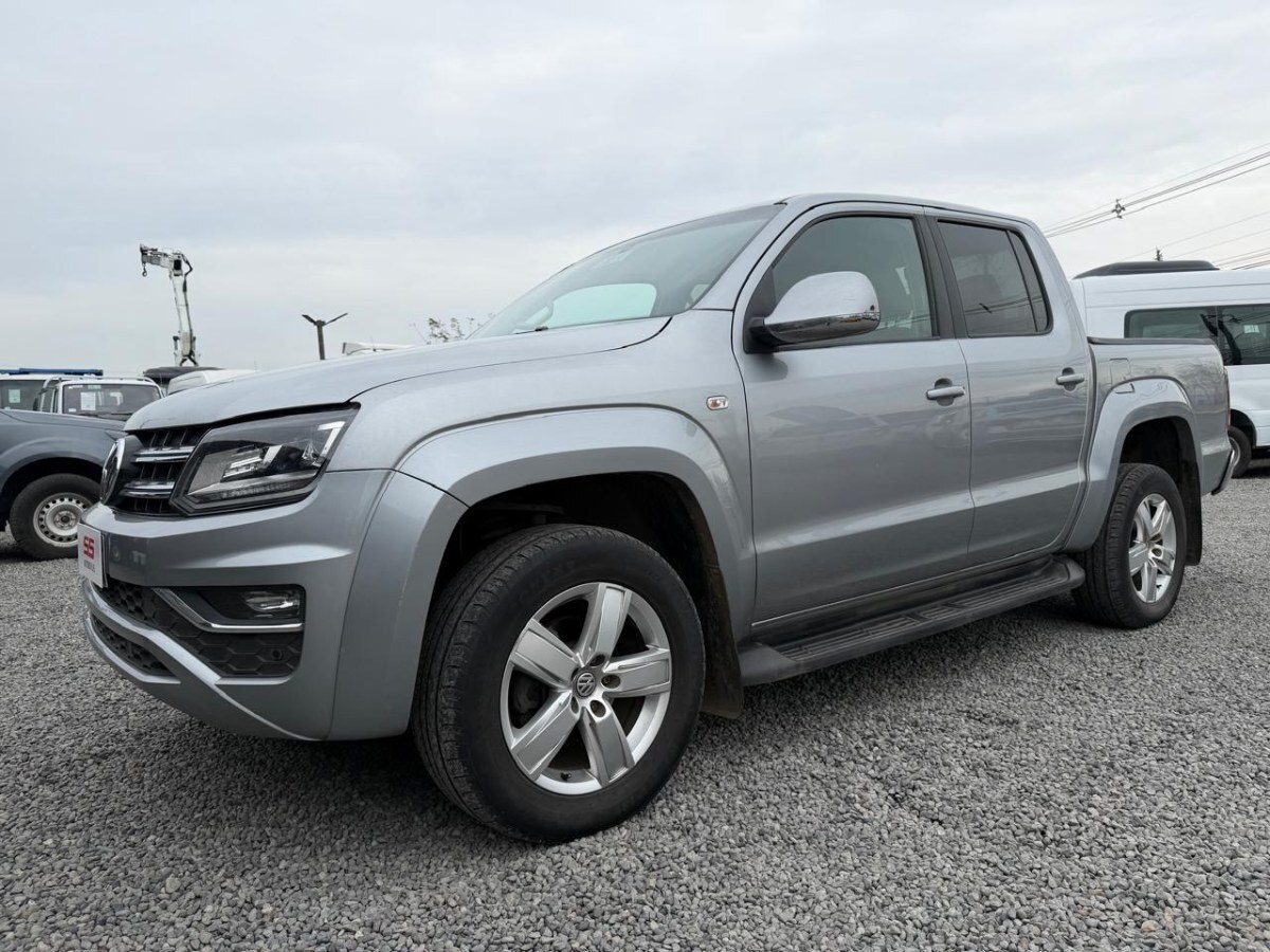 VOLKSWAGEN AMAROK High Line 2.0TDI AT 4X4 2023 Volkswagen Amarok - FULL MOTOR