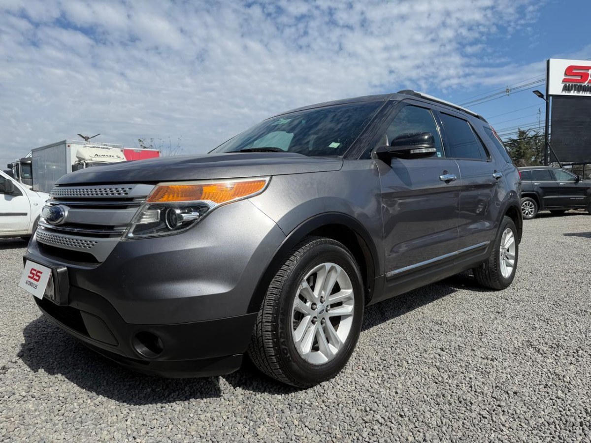 FORD EXPLORER 4X2 AT 3.5 3 Corridas 2014 Ford Explorer - FULL MOTOR
