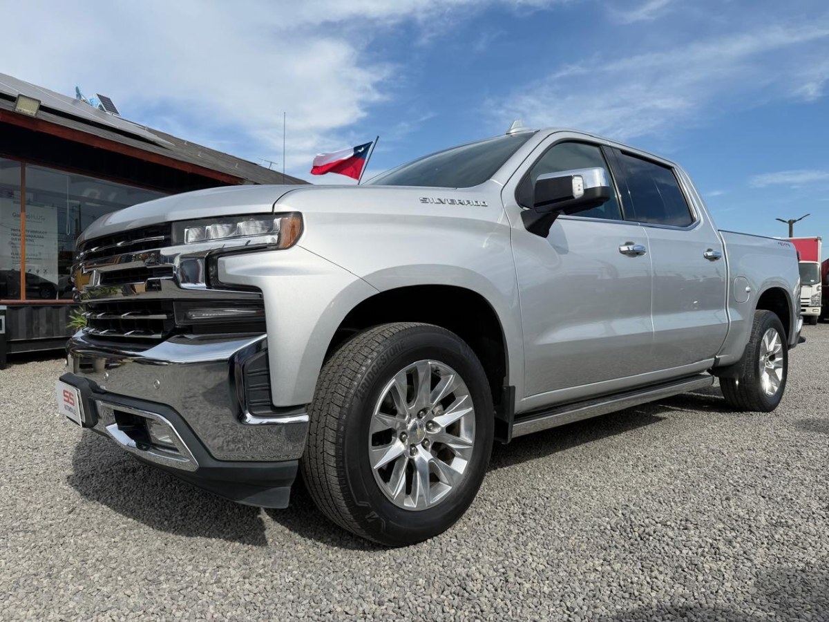 CHEVROLET SILVERADO LTZ 5.3L 4X4 AT8 2021 Chevrolet Silverado - FULL MOTOR