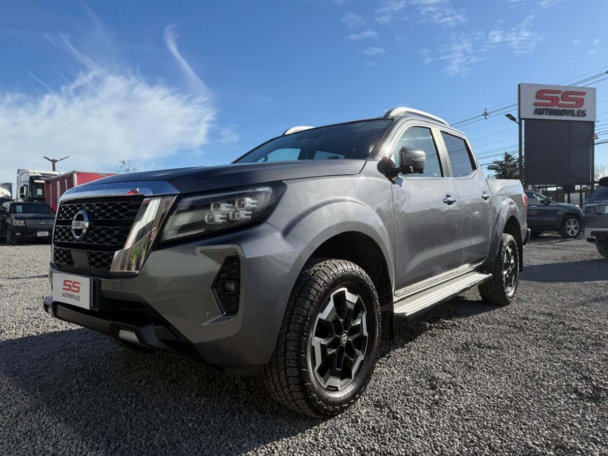 NISSAN NAVARA LE 2.3 4X4 MT6 2023 Nissan Navara - FULL MOTOR