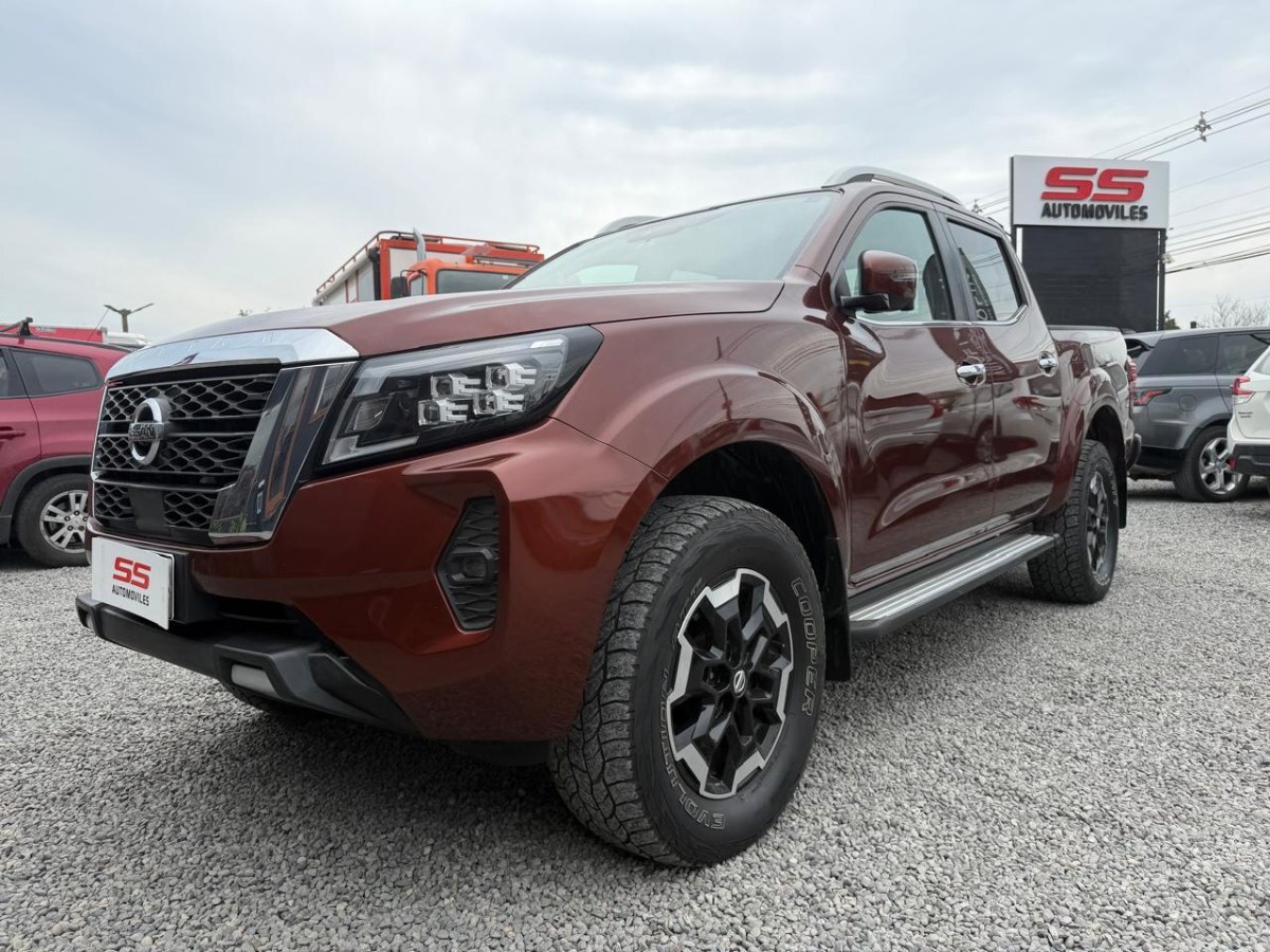 NISSAN NAVARA LE 2.3 AT 4X4 2022 Nissan Navara - FULL MOTOR