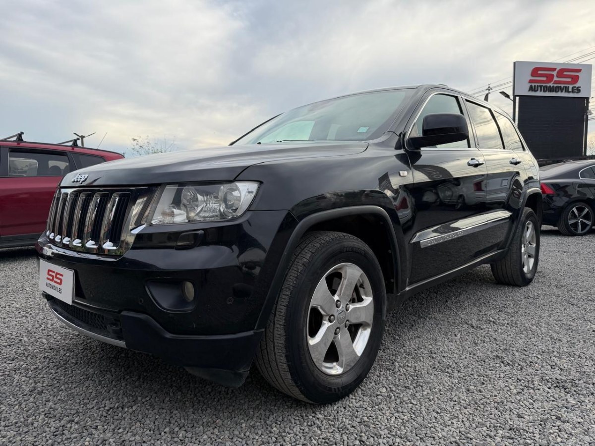 JEEP GRAND CHEROKEE Limited 3.0 Diesel 4X4 2013 Jeep Grand Cherokee - FULL MOTOR