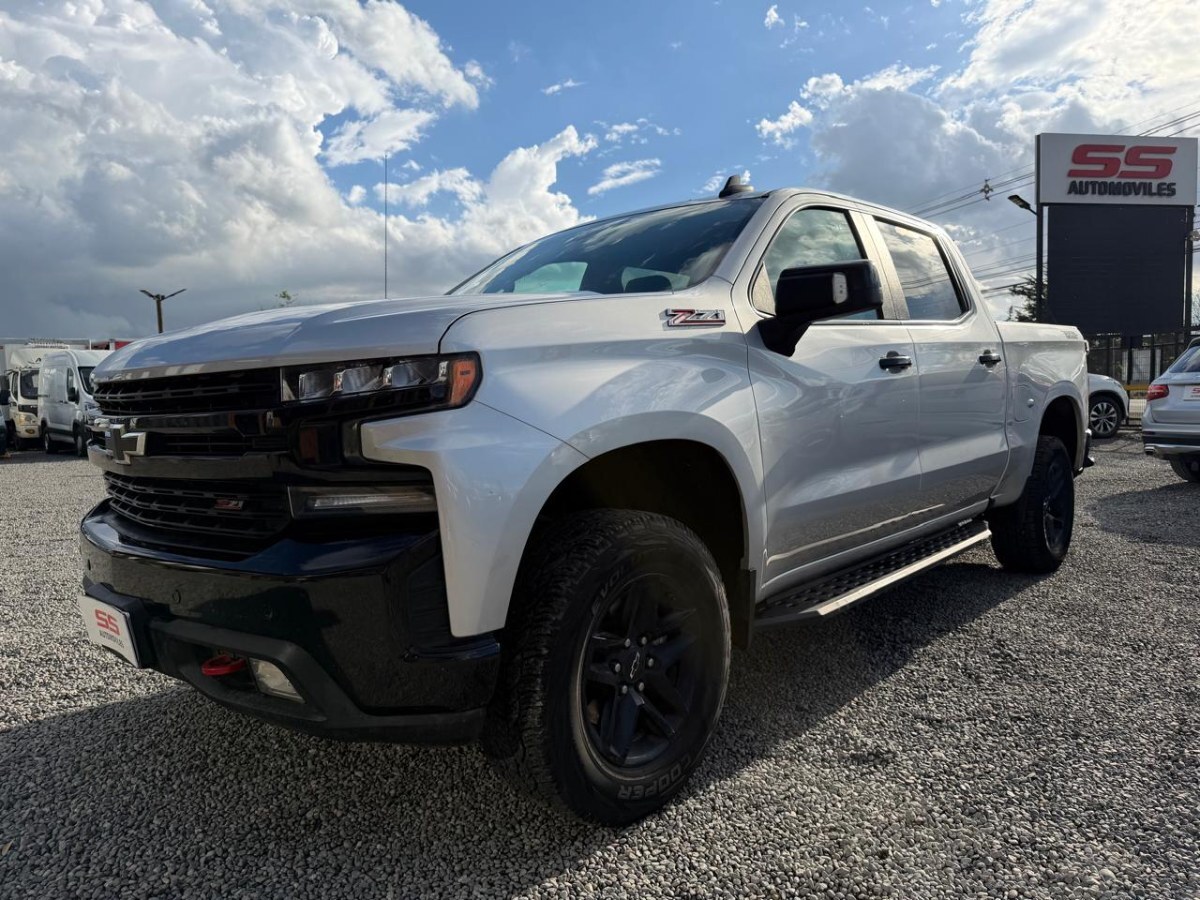 CHEVROLET SILVERADO Z71 Trail Boss 5.3 V8 4X4 AT 2022 Chevrolet Silverado - FULL MOTOR