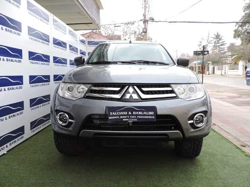 MITSUBISHI MONTERO SPORT G2 2.5  2015 DIESEL - 