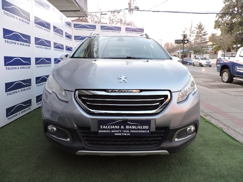 PEUGEOT 2008 ALLURE 1.2 AT 2017 POCO KM - MANTENCIONES EN LA MARCA - TALCIANI BASUALDO