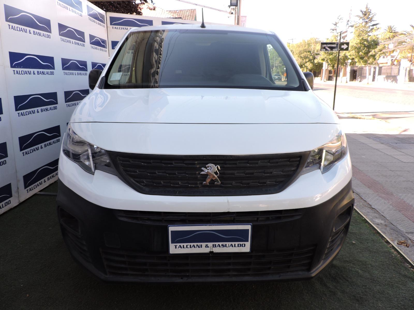 PEUGEOT PARTNER HDI 1.6 2022 ÚNICO DUEÑO - TALCIANI BASUALDO