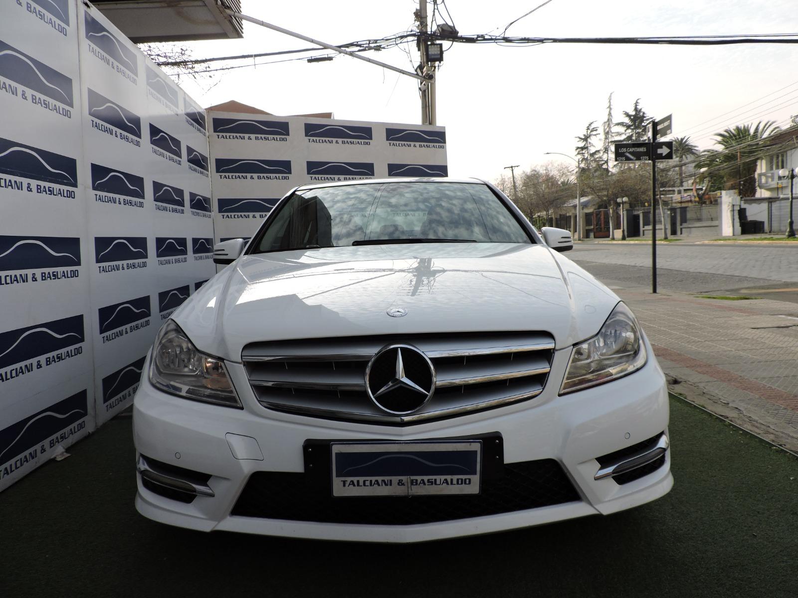 MERCEDES-BENZ C180 CGI BLUE EFFICIENCY 1.6 2014 IMPECABLE ESTADO GENERAL - TALCIANI BASUALDO