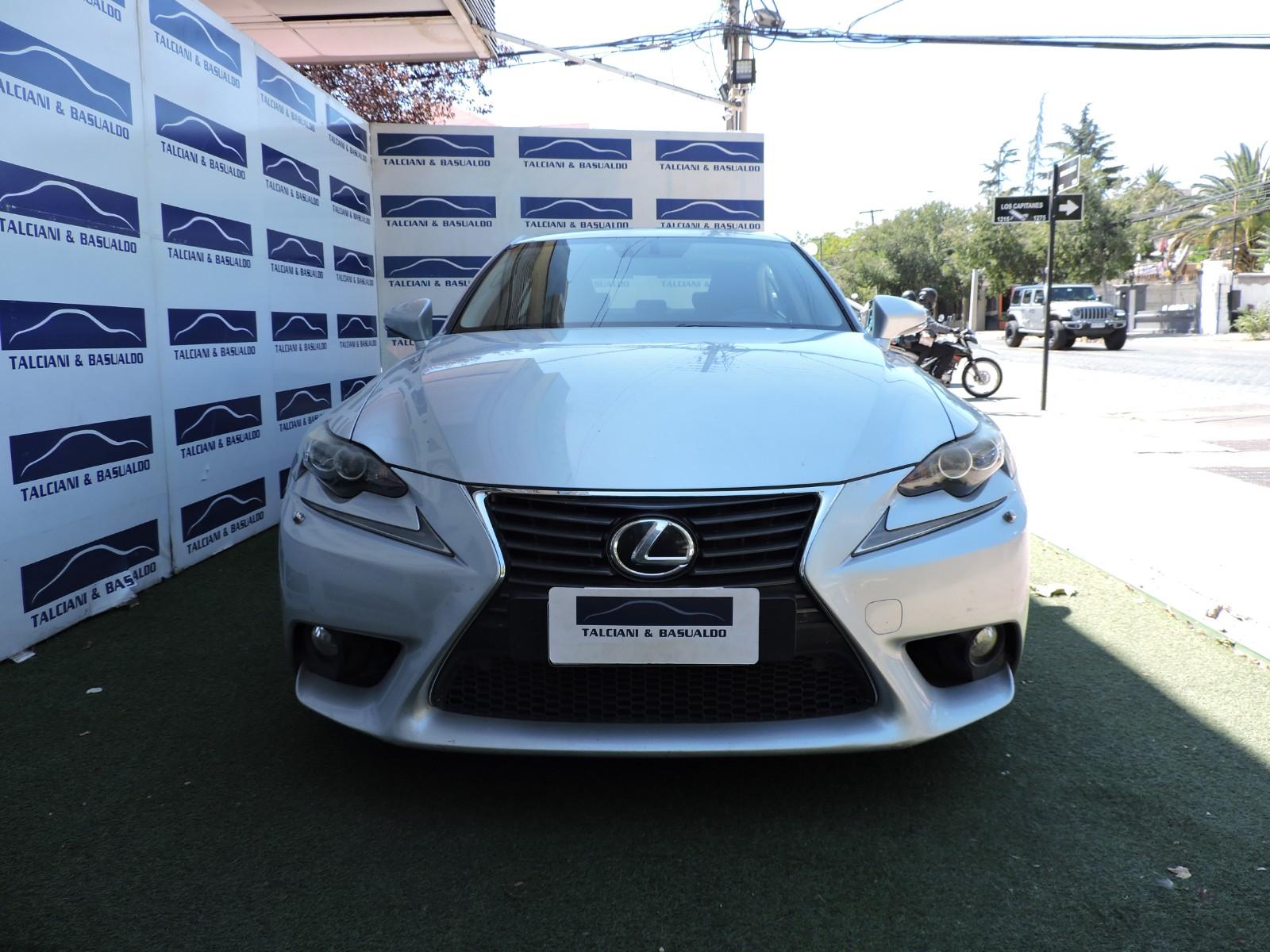 LEXUS IS 350 3.5  2014 ASIENTOS EN CUERO - TECHO - TALCIANI BASUALDO