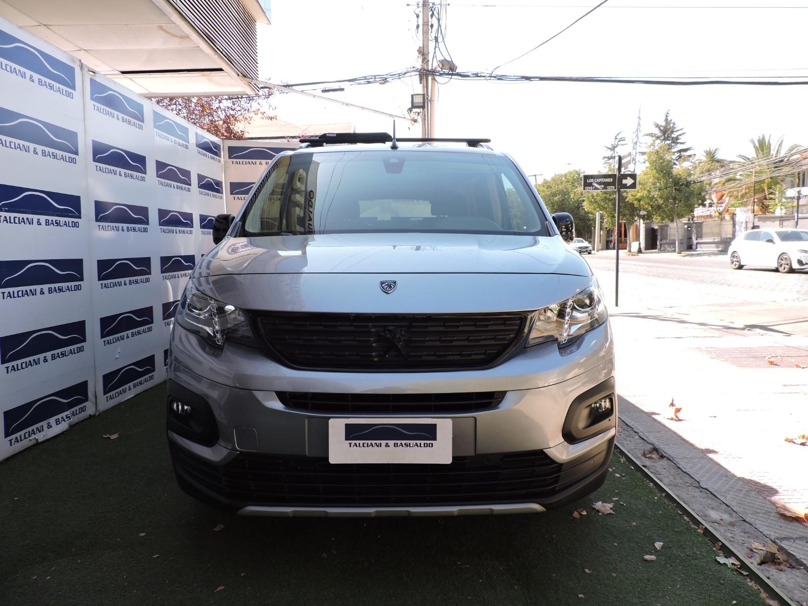 PEUGEOT RIFTER ALLURE BLUEHDI 1.5 2023 POCO KILOMETRAJE - FULL MOTOR