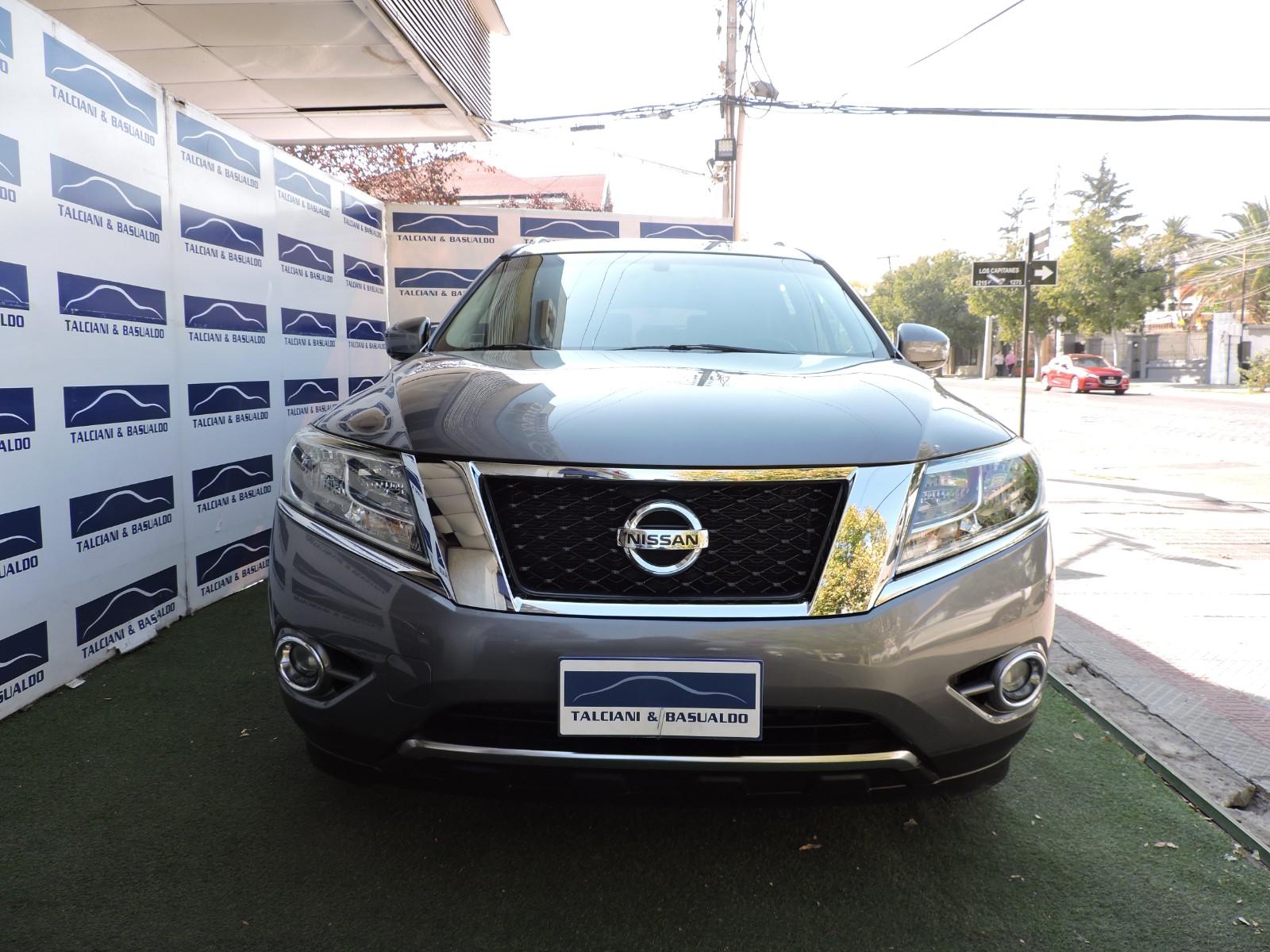NISSAN PATHFINDER ADVANCE 4x4 3.5 2016 TRES CORRIDAS DE ASIENTOS - CUERO - FULL MOTOR