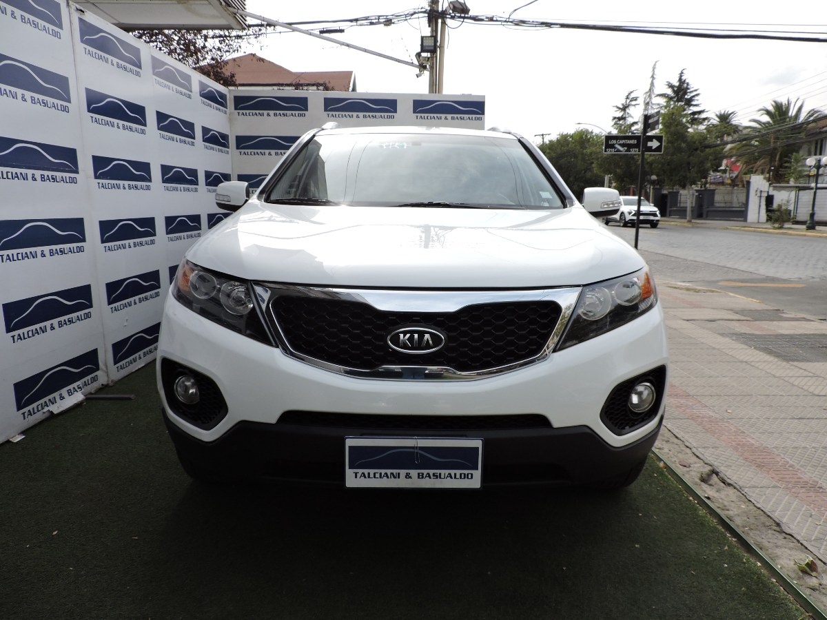 KIA SORENTO EX GLS 4X4 4.4 2013 TRES CORRIDAS DE ASIENTOS - FULL MOTOR