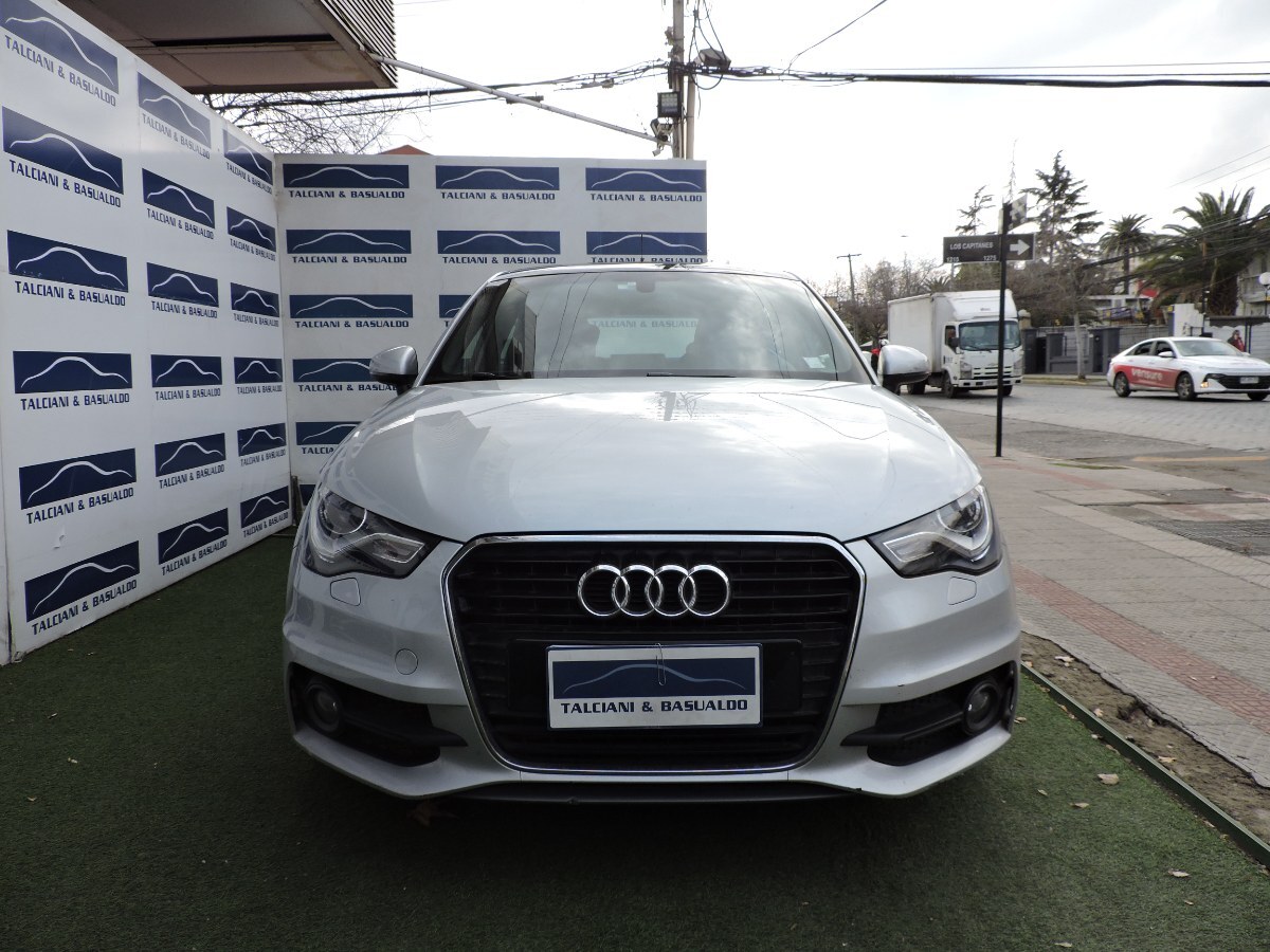 AUDI A1 SPORTBACK FSI 1.4 2013 ÚNICA DUEÑA- POQUISIMO KILOMETRAJE - FULL MOTOR