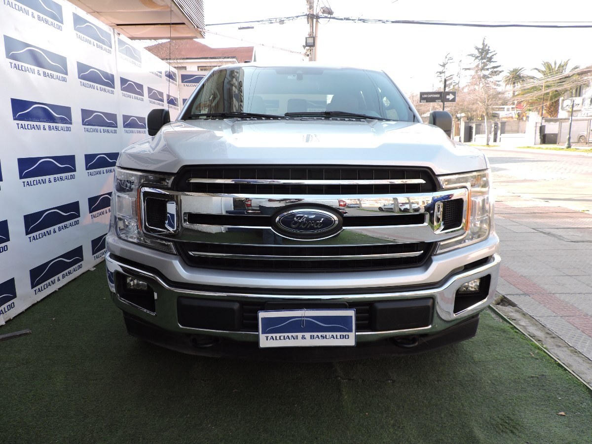 FORD F-150 XLT 3.3 2020 TAPA RÍGIDA - FULL MOTOR