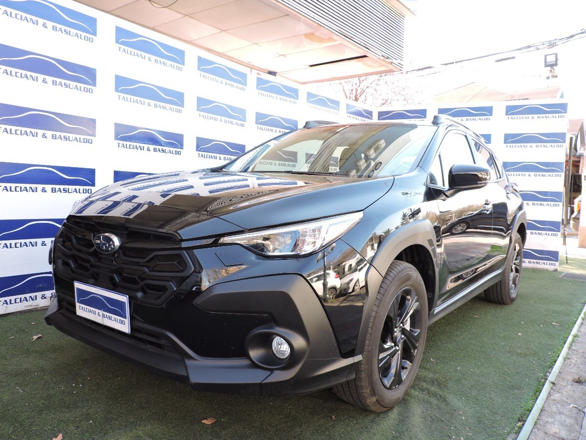 SUBARU CROSSTREK 4X4 2.0  2025 COMO NUEVO - POQUISIMO KILOMETRAJE - FULL MOTOR