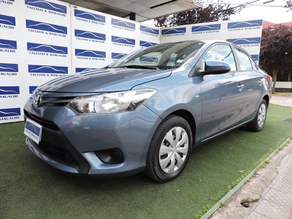 TOYOTA YARIS E GLI 1.5 2015 ÚNICO DUEÑO - FULL MOTOR
