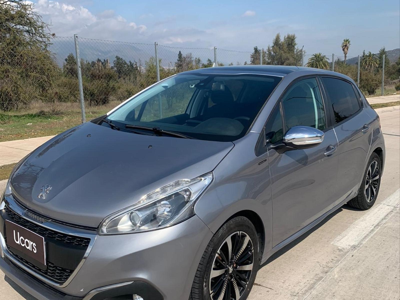 PEUGEOT 208 SIGNATURE BLUEHDI 1.5 2019 208 SIGNATURE BLUEHDI 1.5 - UCars
