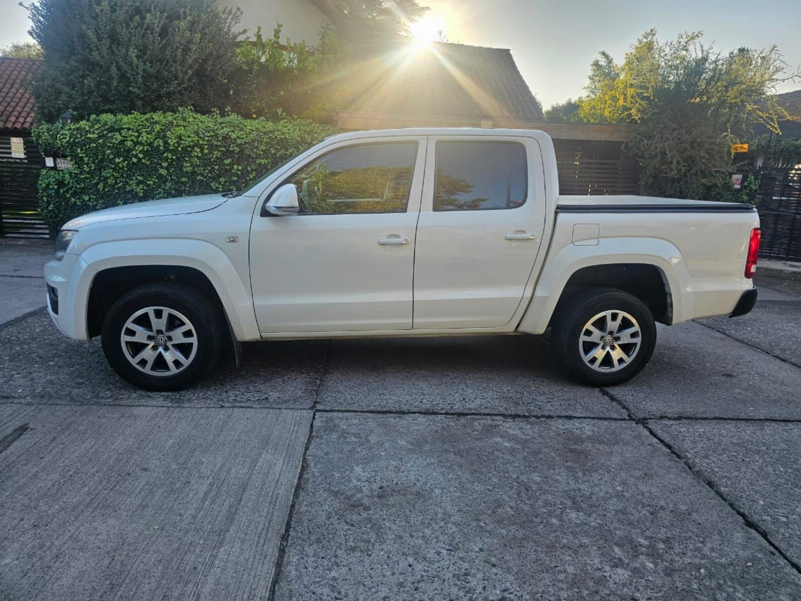 VOLKSWAGEN AMAROK Amarok AT COMFORTLINE 4x4 2.0 2020 Amarok AT COMFORTLINE 4x4 2.0 - FULL MOTOR