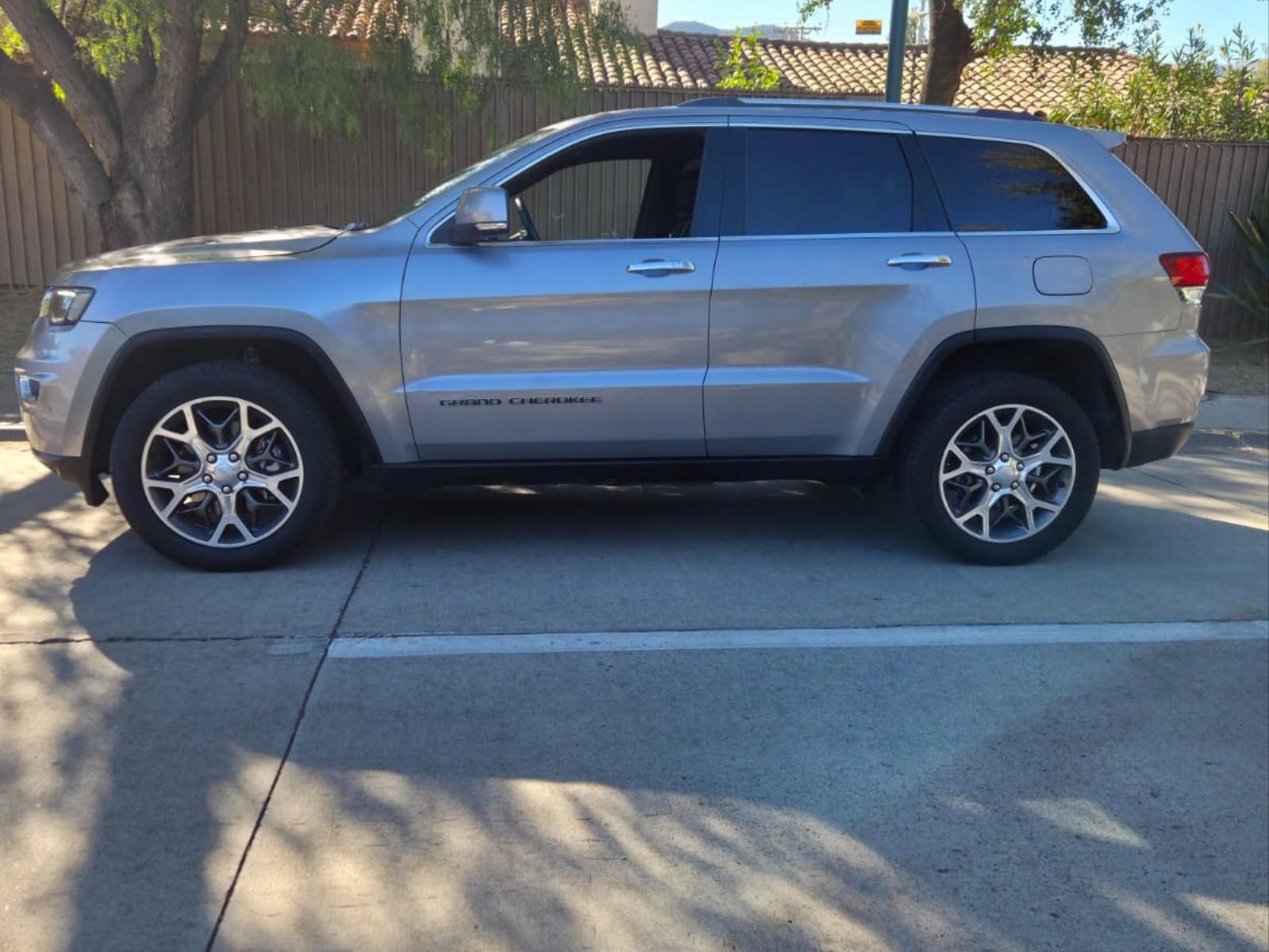 JEEP GRAND CHEROKEE Jeep Grand Cherokee 4x4 Limited 3.6 2022 Jeep Grand Cherokee 4x4 Limited 3.6 - 