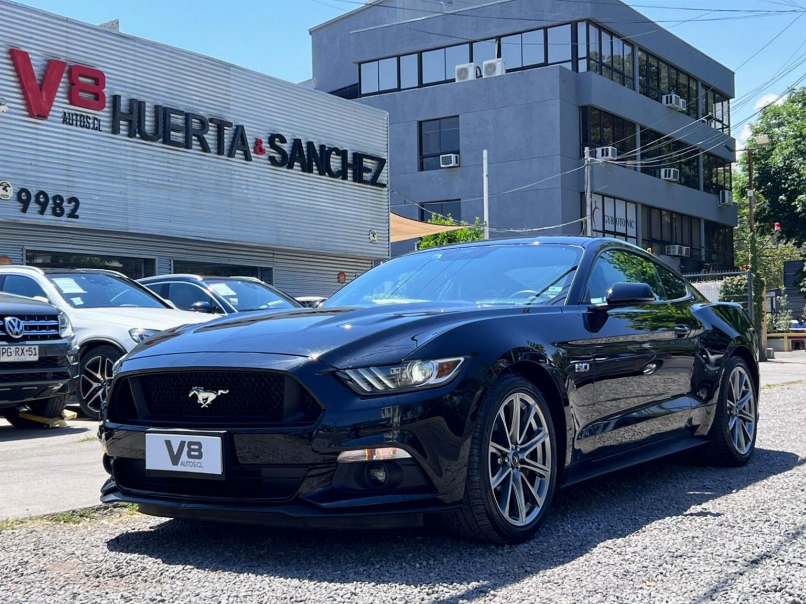 FORD MUSTANG GT 5.0 COUPE 2017 MANTENIMIENTO EN LA MARCA  - V8 AUTOS