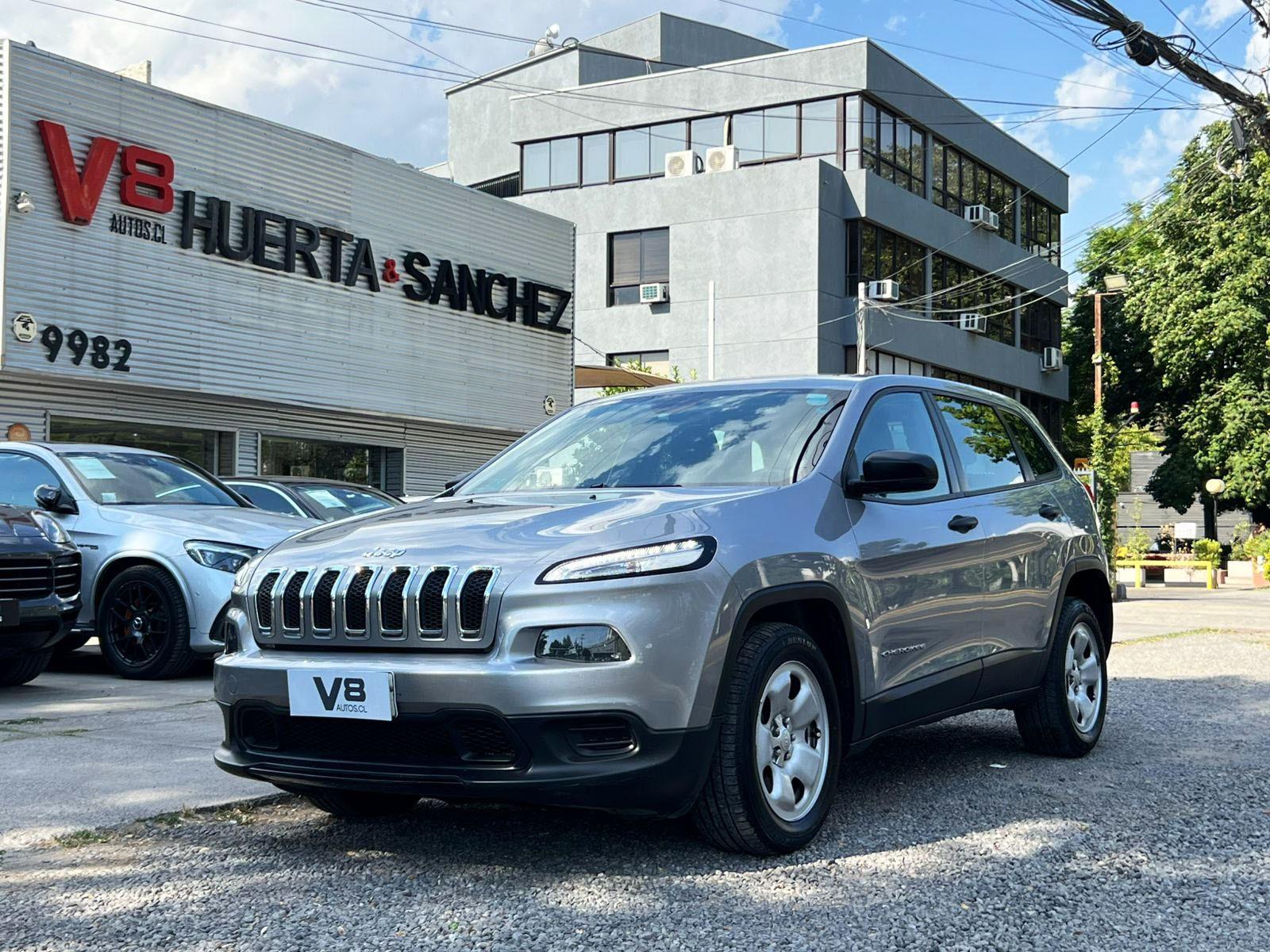 JEEP GRAND CHEROKEE SPORT 2.4 2014 MANTENIMIENTO EN LA MARCA - FULL MOTOR