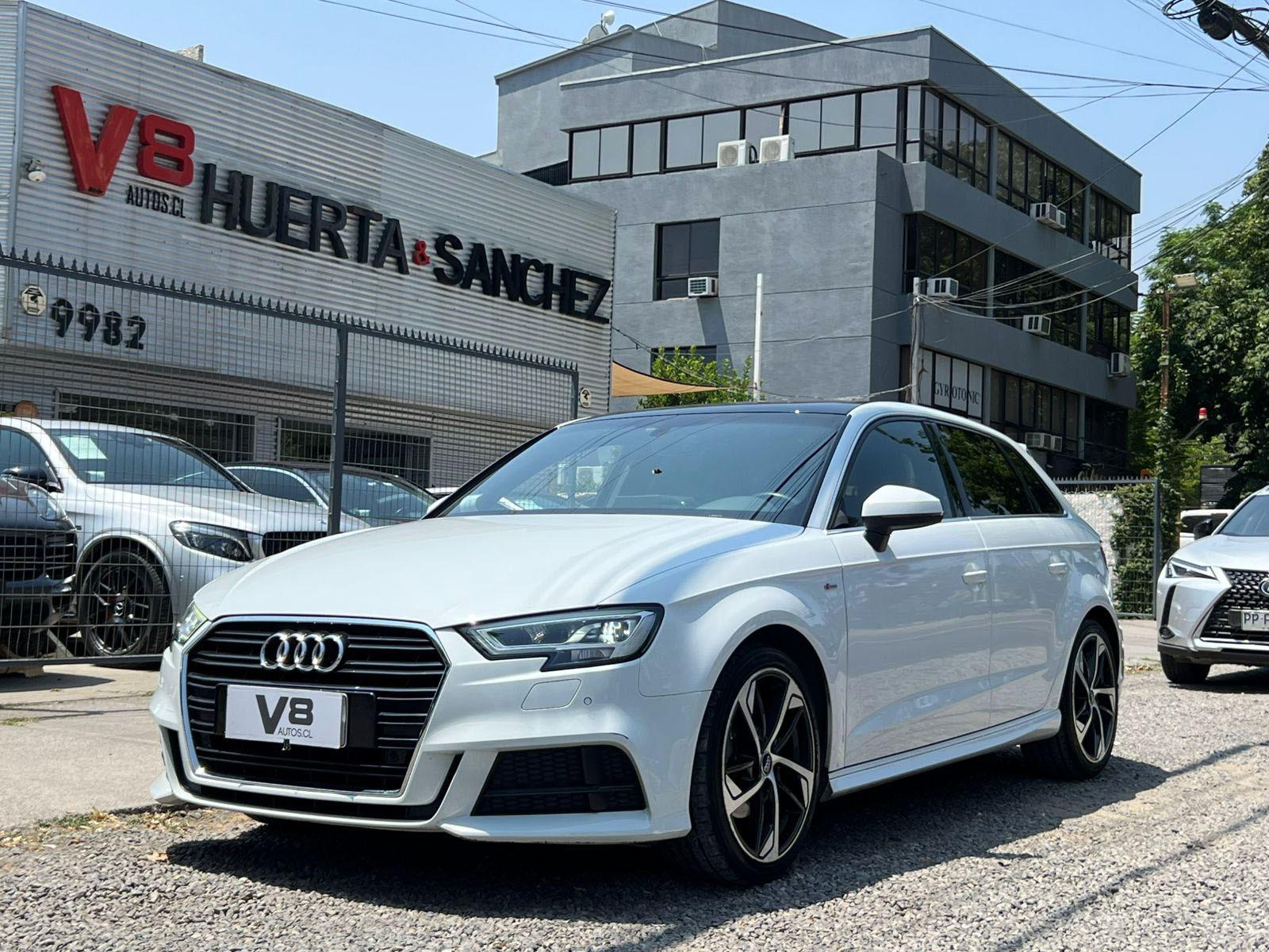 AUDI A3 SPORTBACK 35 TFSI S LINE 2019 MANTENIMIENTO AL DÍA - FULL MOTOR