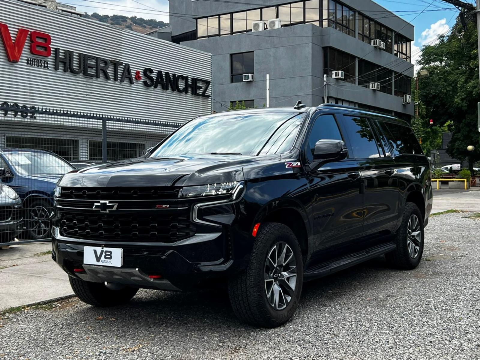 CHEVROLET SUBURBAN Z71 2025 ÚNICO DUEÑO - FULL MOTOR