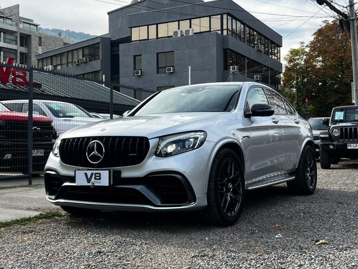 MERCEDES-BENZ GLC 63 AMG S COUPE  2019 MANTENIMIENTO EN KAUFMANN - V8 AUTOS