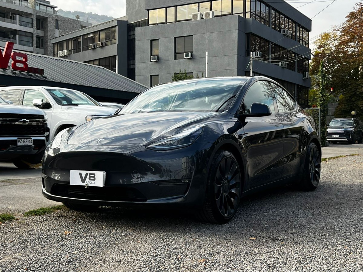 TESLA MODEL Y PERFORMANCE DUAL MOTOR 2025 ÚNICO DUEÑO - FULL MOTOR