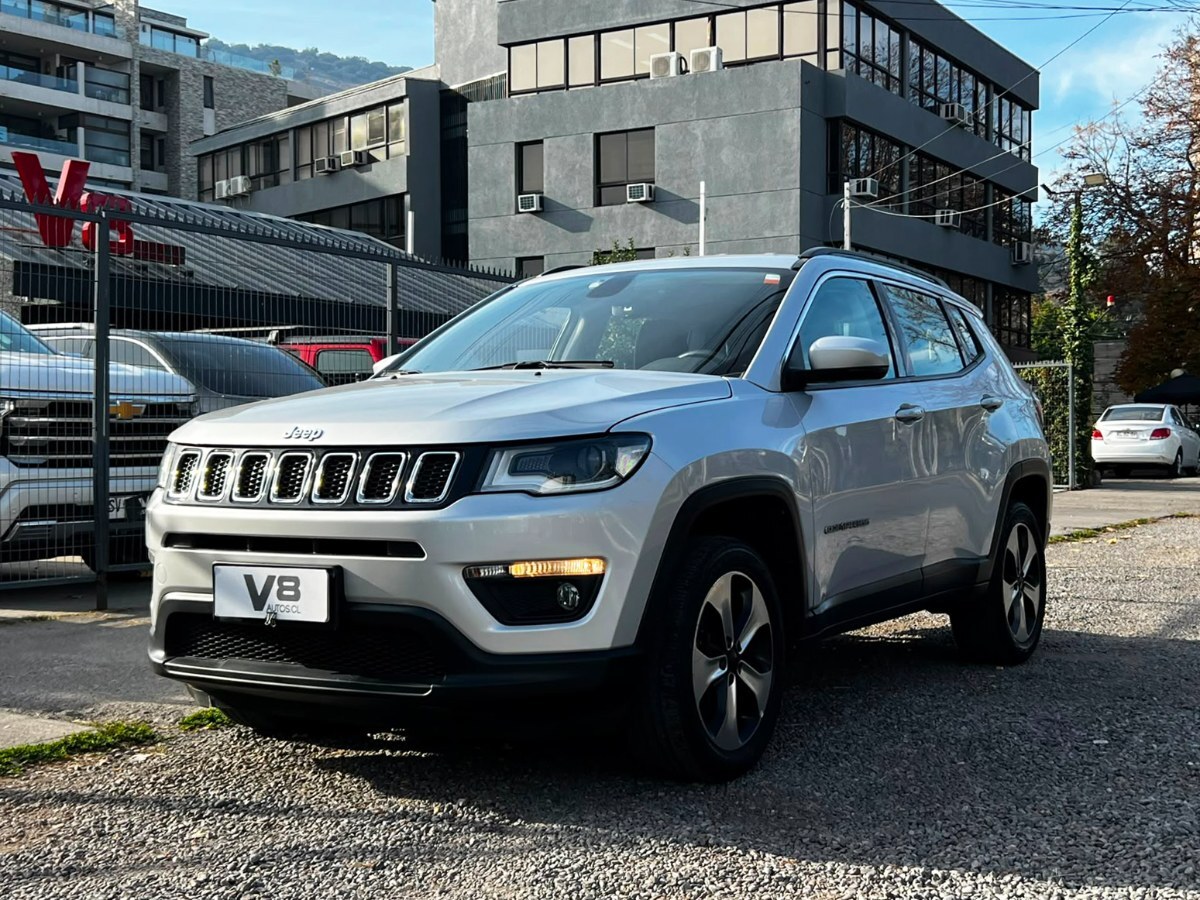 JEEP COMPASS 4x4 LONGITUDE 2.4 2018 MANTENIMIENTO AL DÍA - FULL MOTOR