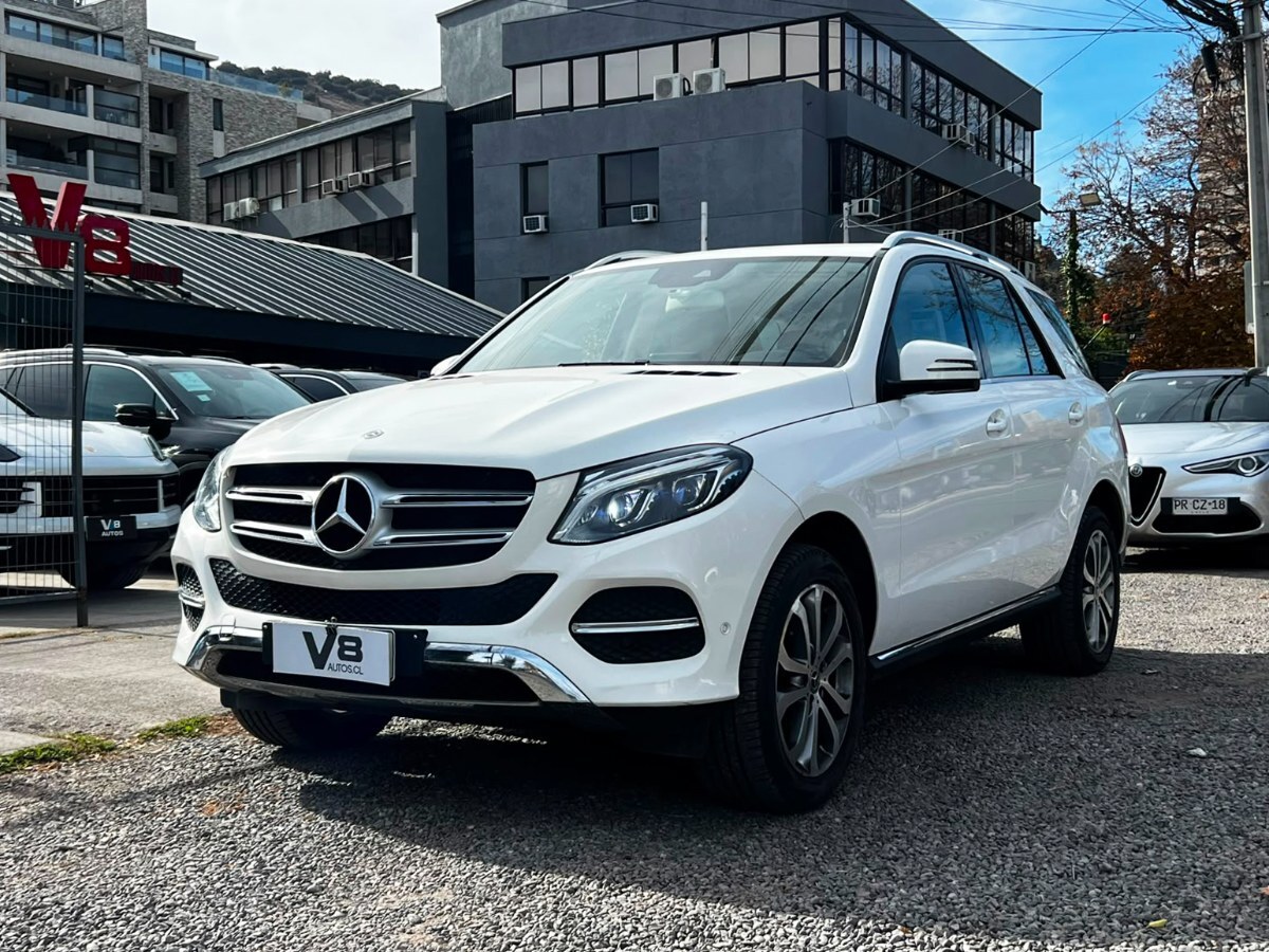 MERCEDES-BENZ GLE 400 4MATIC 3.0  2018 MANTENIMIENTO EN KAUFMANN UN DUEÑO - V8 AUTOS