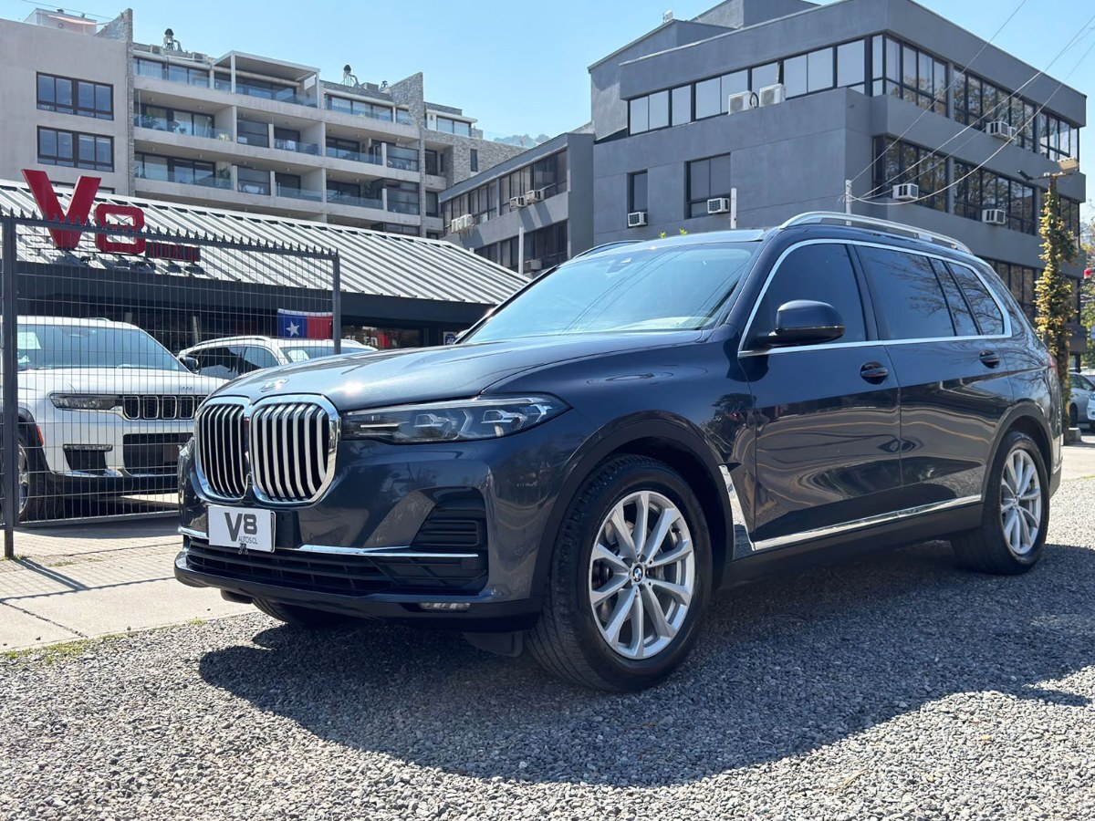 BMW X7 EXECUTIVE 40i xDRIVE 2022 MANTENIMIENTO EN WBM - V8 AUTOS