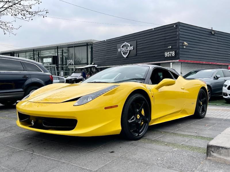 FERRARI 458 ITALIA COUPE 4.5 570 HP 2011 0-100 KM/H EN 3,4 SEGUNDOS - VitaClass