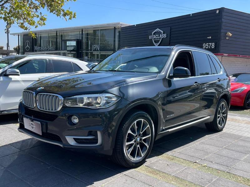 BMW X5 DIÉSEL 30d 2015 MANTENIMIENTO AL DÍA - 
