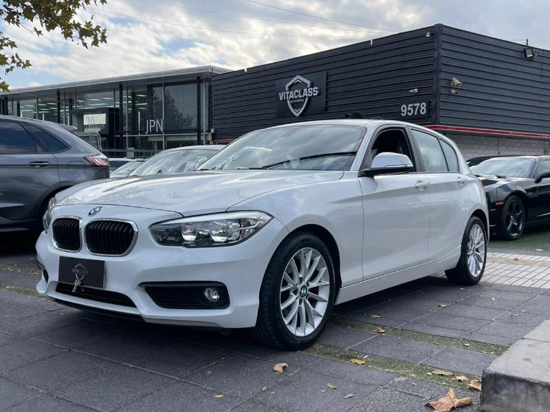 BMW 118 1.5 TURBO 2017 MANTENIMIENTO AL DÍA - 