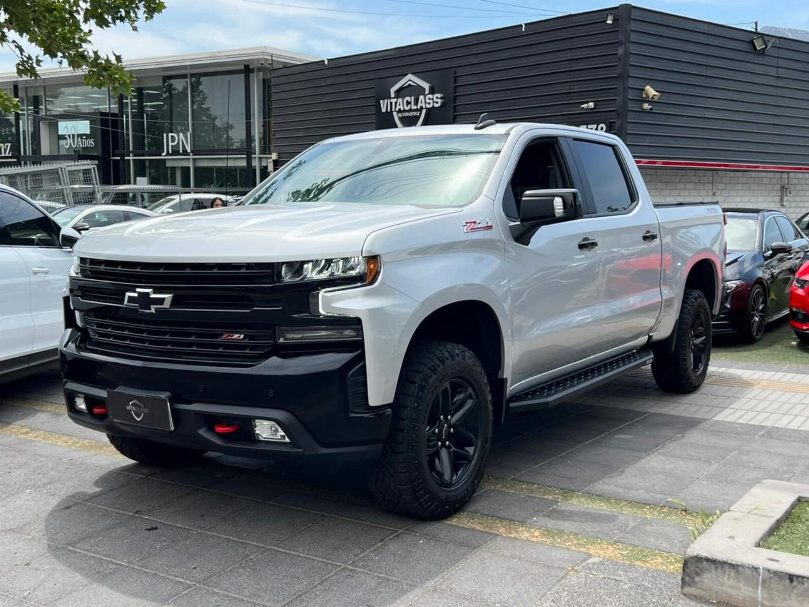 CHEVROLET SILVERADO TRAIL BOSS 2021 DESCUENTA IVA - VitaClass