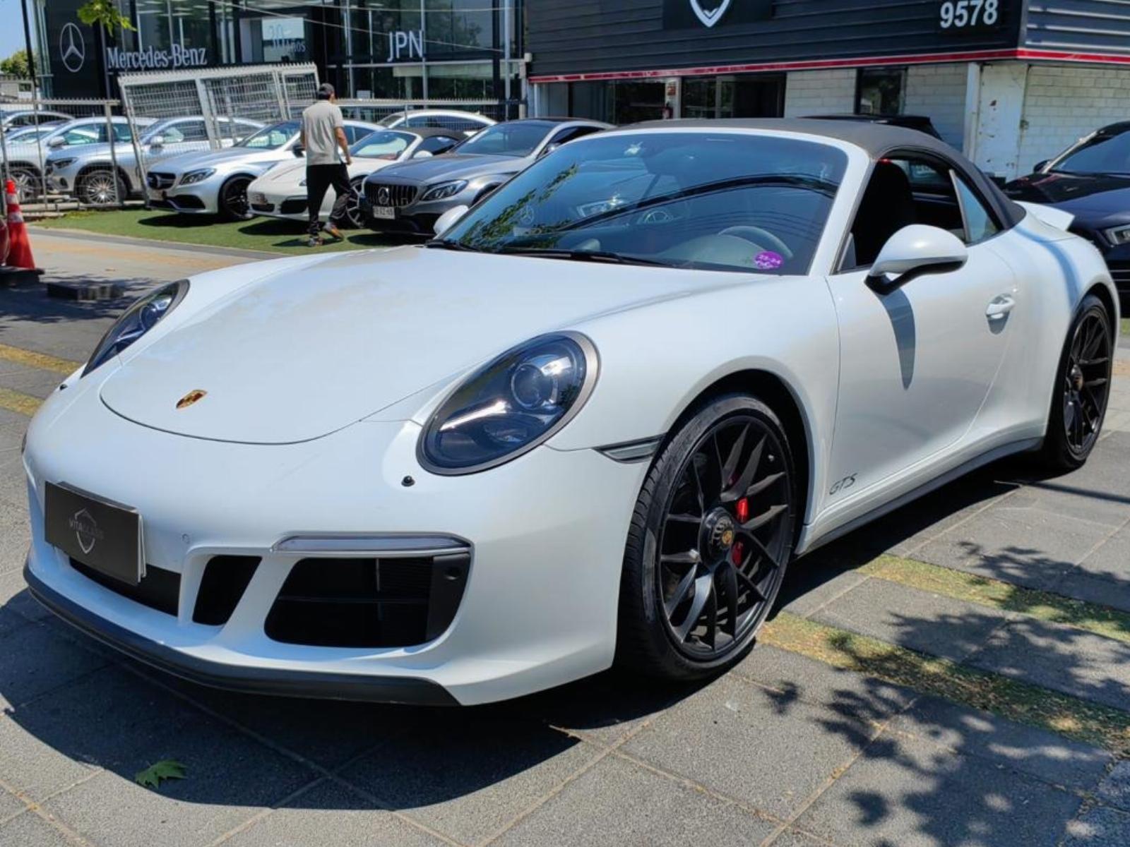 PORSCHE CARRERA  2018 GTS CABRIO - 