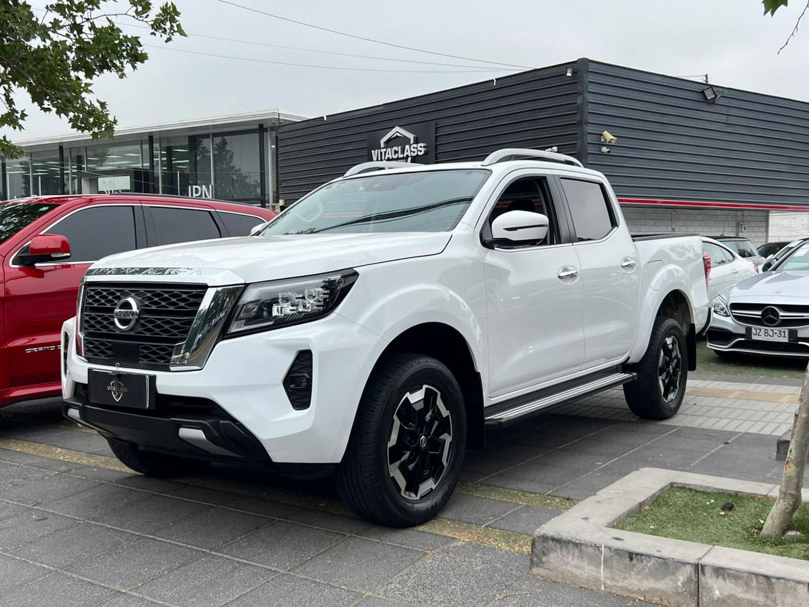 NISSAN NAVARA LE 2021 2.300 CC DIÉSEL 4x4 - VitaClass