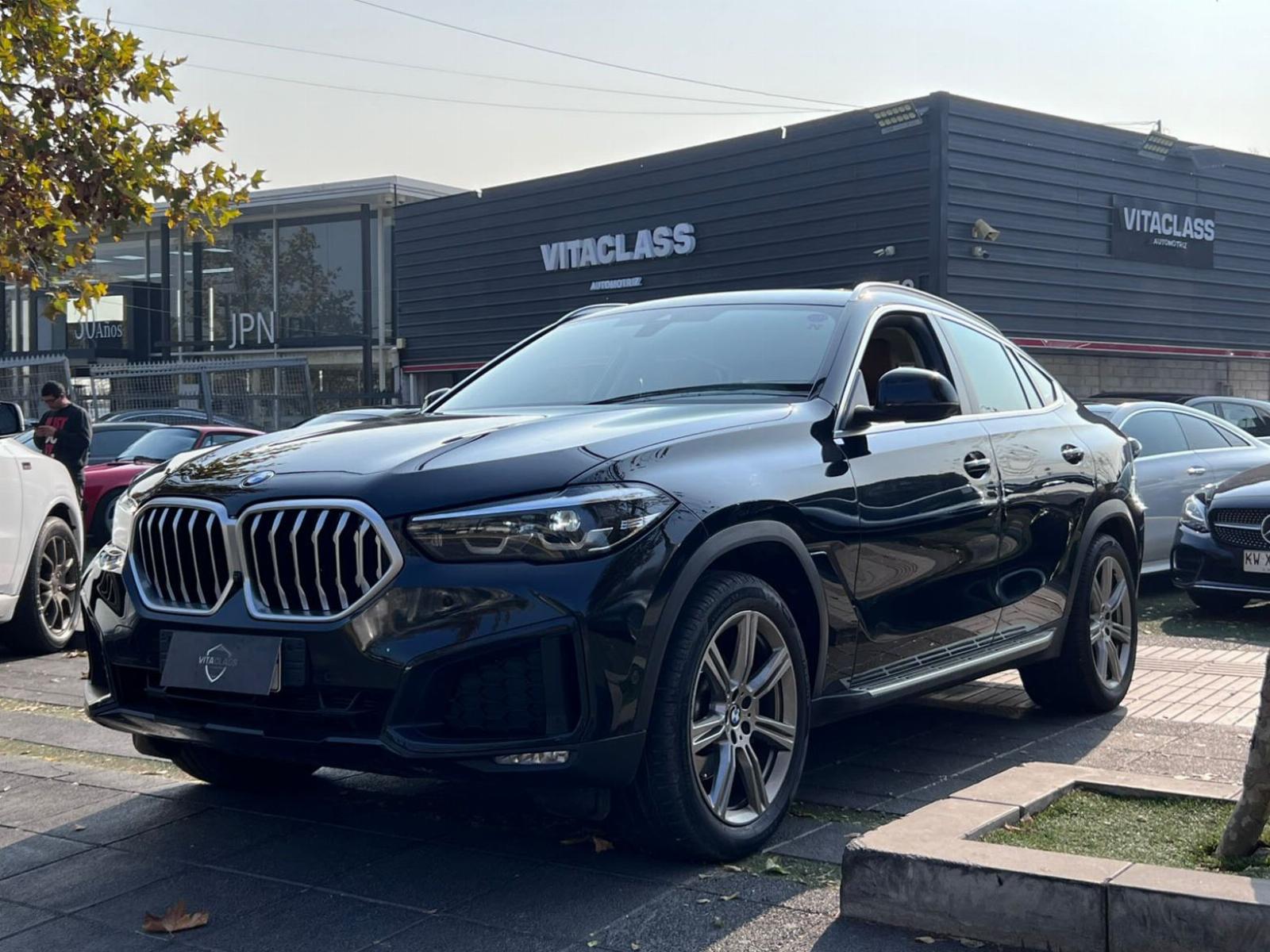 BMW X6 40I XDRIVE 3.0 2021 MANTENIMIENTO AL DÍA - VitaClass
