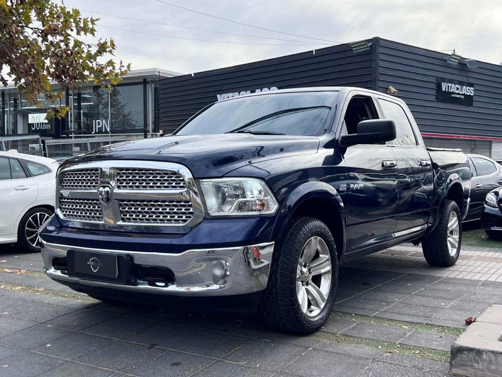 RAM 1500 LARAMIE  2017 HEMI 5.7 - VitaClass