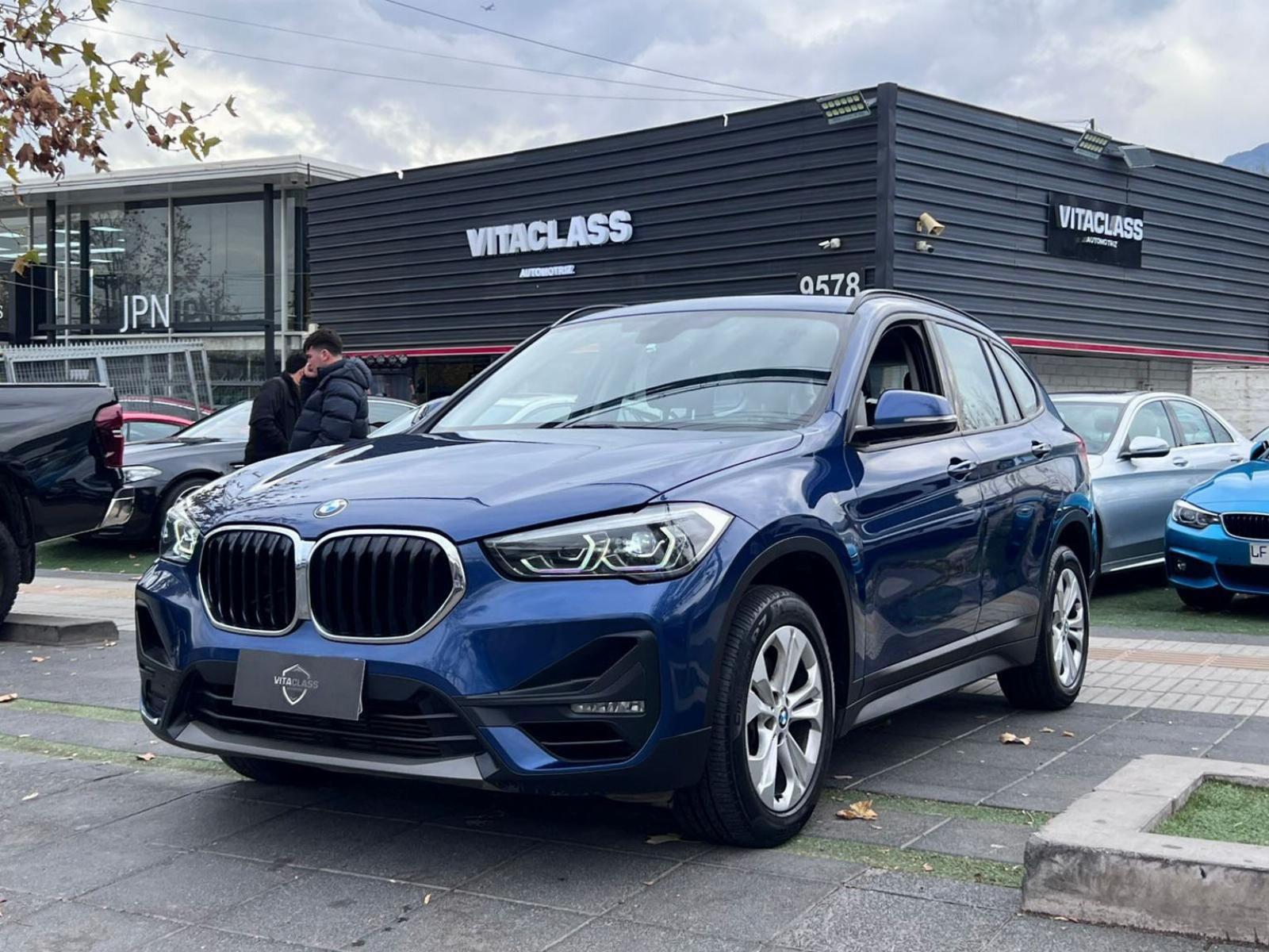 BMW X1 18i sDRIVE 2022 MANTENIMIENTO AL DÍA - VitaClass