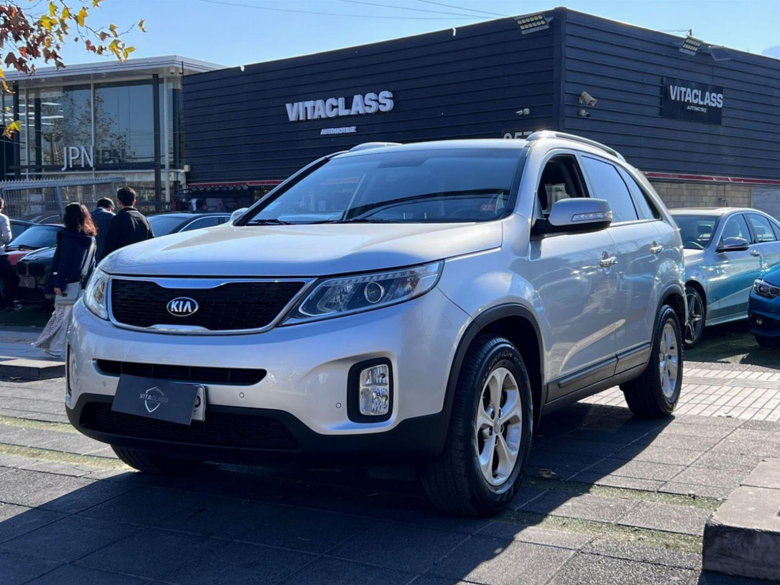 KIA SORENTO EX 2.4 AT 2014 TRES CORRIDAS DE ASIENTOS - FULL MOTOR