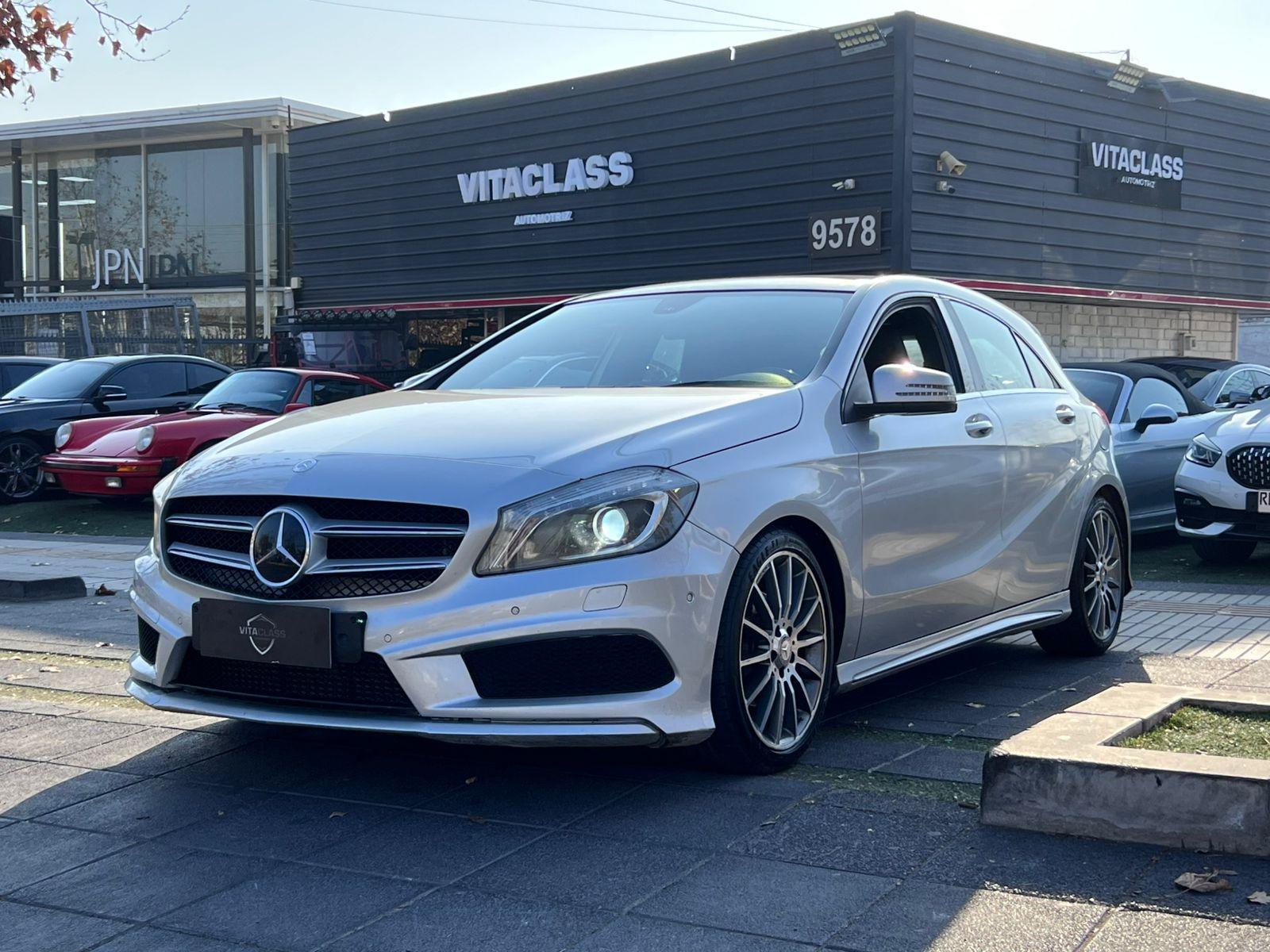 MERCEDES-BENZ A200 1.6 MT 2014 LOOK AMG - 