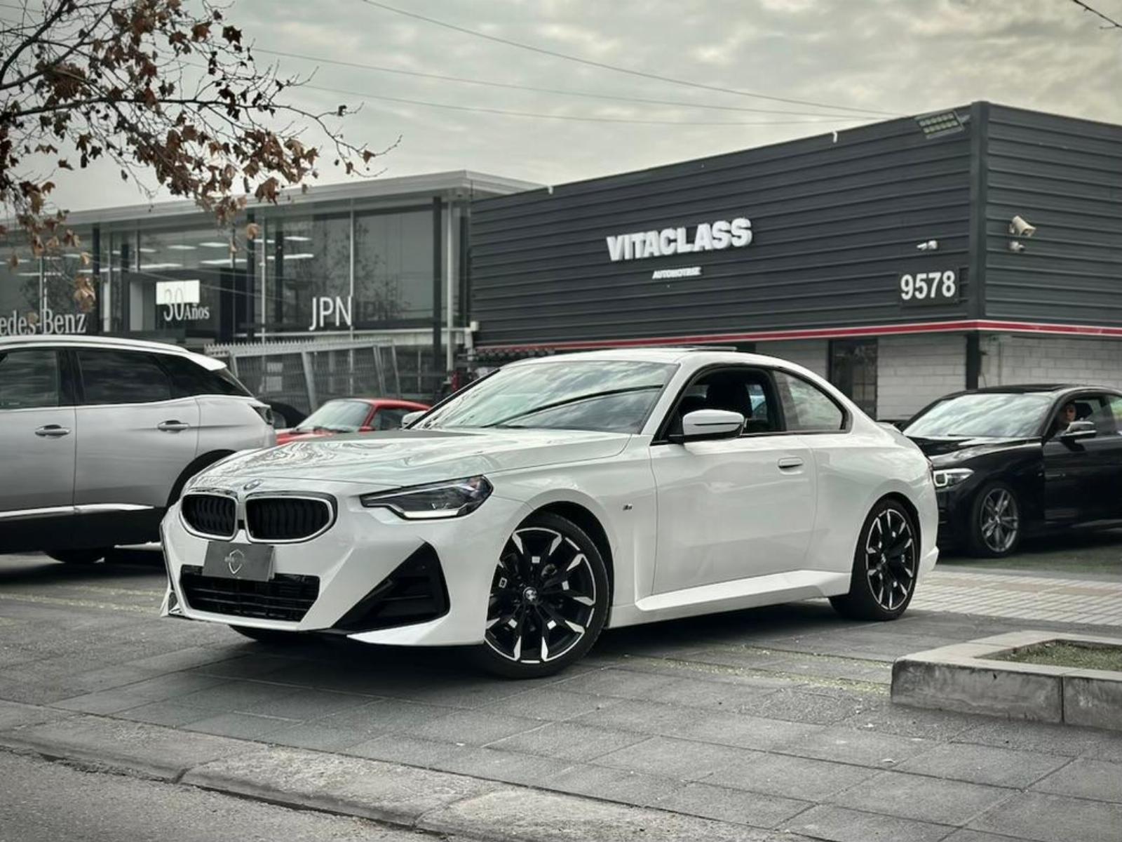 BMW 220I SPORT LCI 2025 2.0 TURBO - VitaClass
