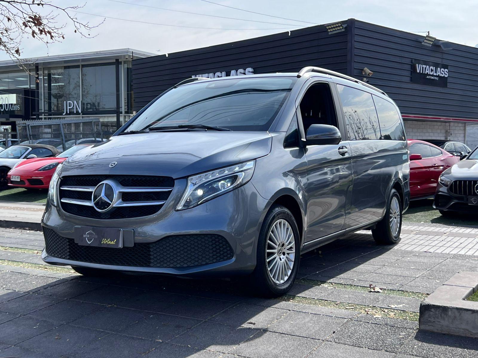 MERCEDES-BENZ V200 DIESEL 2022 TRES CORRIDAS DE ASIENTOS - FULL MOTOR