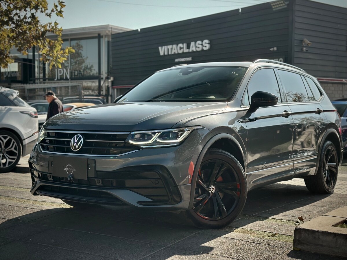 VOLKSWAGEN TIGUAN R LINE BLACK EDITION 2023 2.0 4MOTION - FULL MOTOR